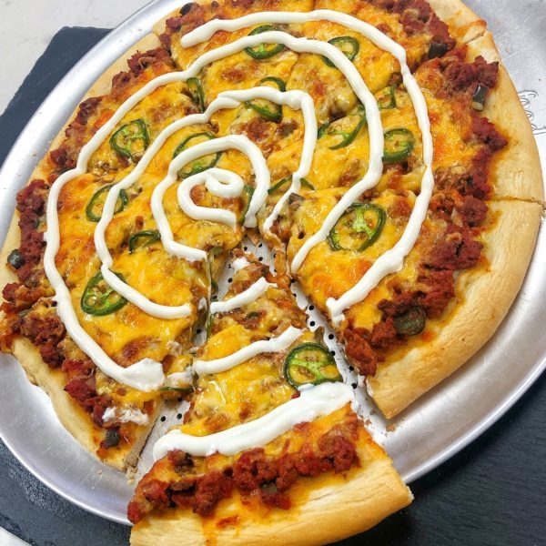 Chili-Cheese-Pizza-600x600