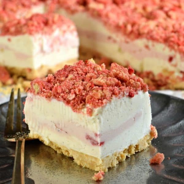 strawberry-shortcake-ice-cream-bars-3-600x600
